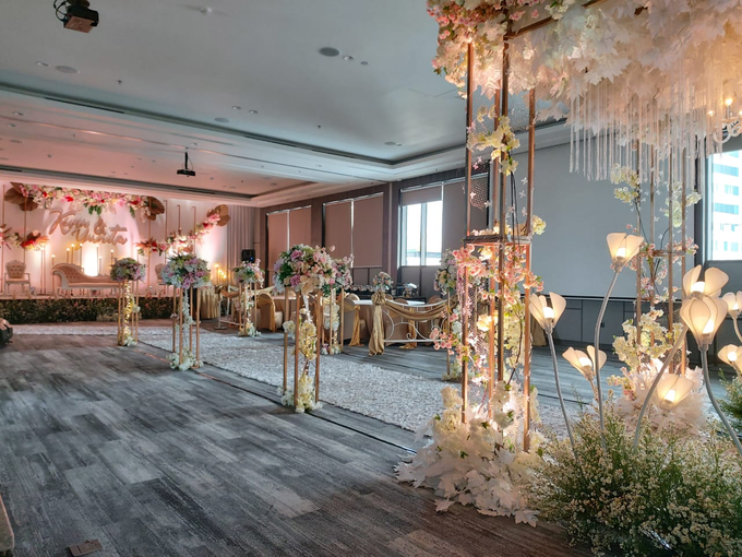 Sky Ball Room Wedding Kevin & Yunita by Mercure Jakarta Sabang - 010 Sky Ball Room Wedding Kevin & Yunita by Mercure Jakarta Sabang - 010