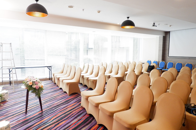 Sky Ball Room Wedding Kevin & Yunita by Mercure Jakarta Sabang - 040 Sky Ball Room Wedding Kevin & Yunita by Mercure Jakarta Sabang - 040