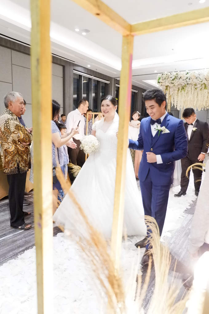 SKY BALL ROOM WEDDING KURNIAWAN & RIRIN by Mercure Jakarta Sabang - 016 SKY BALL ROOM WEDDING KURNIAWAN & RIRIN by Mercure Jakarta Sabang - 016