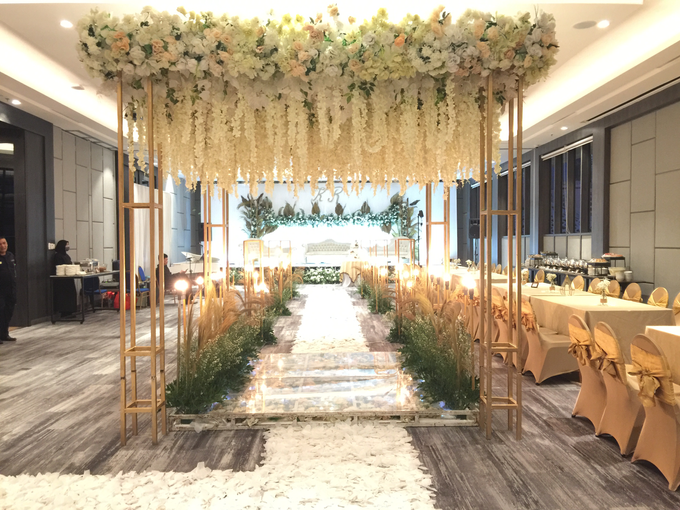 SKY BALL ROOM WEDDING KURNIAWAN & RIRIN by Mercure Jakarta Sabang - 019 SKY BALL ROOM WEDDING KURNIAWAN & RIRIN by Mercure Jakarta Sabang - 019