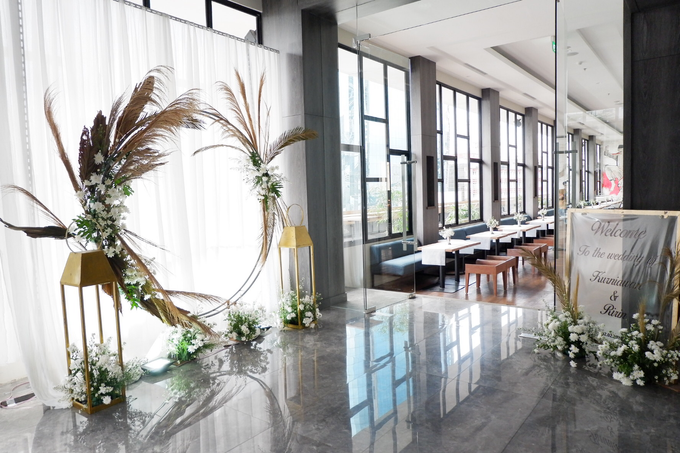 SKY BALL ROOM WEDDING KURNIAWAN & RIRIN by Mercure Jakarta Sabang - 039 SKY BALL ROOM WEDDING KURNIAWAN & RIRIN by Mercure Jakarta Sabang - 039