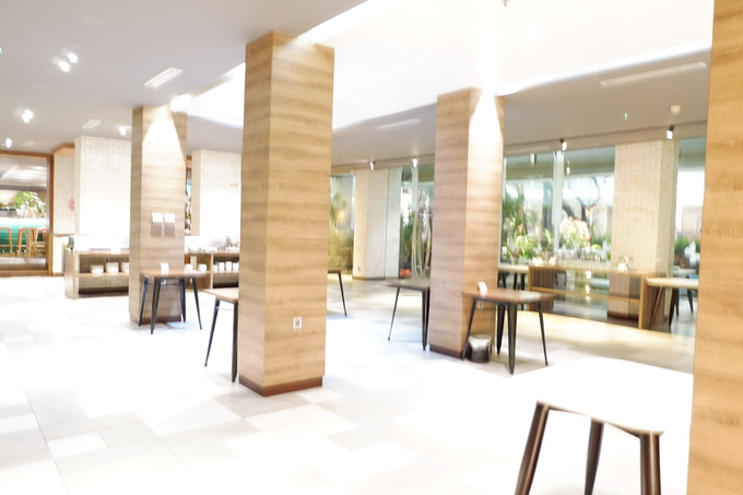 Lobby Area Wedding Erick & Vivi by Mercure Jakarta Sabang - 011 Lobby Area Wedding Erick & Vivi by Mercure Jakarta Sabang - 011