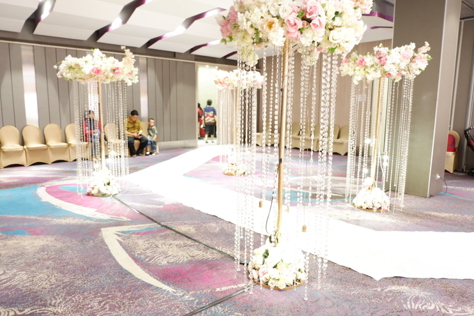 Lobby Area Wedding Erick & Vivi by Mercure Jakarta Sabang - 016 Lobby Area Wedding Erick & Vivi by Mercure Jakarta Sabang - 016