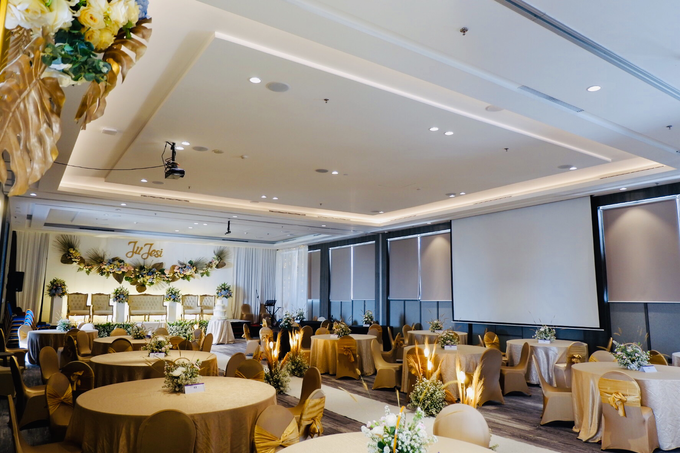 New Normal Wedding Jesi & Ju Patric by Mercure Jakarta Sabang - 008 New Normal Wedding Jesi & Ju Patric by Mercure Jakarta Sabang - 008