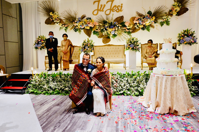 New Normal Wedding Jesi & Ju Patric by Mercure Jakarta Sabang - 024 New Normal Wedding Jesi & Ju Patric by Mercure Jakarta Sabang - 024