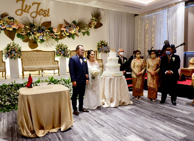 New Normal Wedding Jesi & Ju Patric by Mercure Jakarta Sabang - 030 New Normal Wedding Jesi & Ju Patric by Mercure Jakarta Sabang - 030