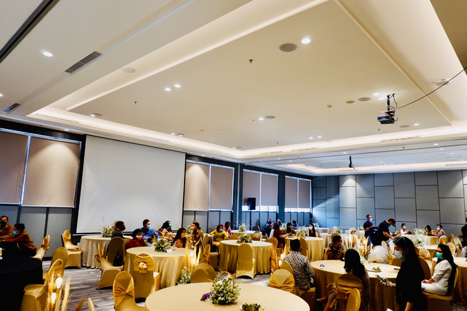 New Normal Wedding Jesi & Ju Patric by Mercure Jakarta Sabang - 034 New Normal Wedding Jesi & Ju Patric by Mercure Jakarta Sabang - 034