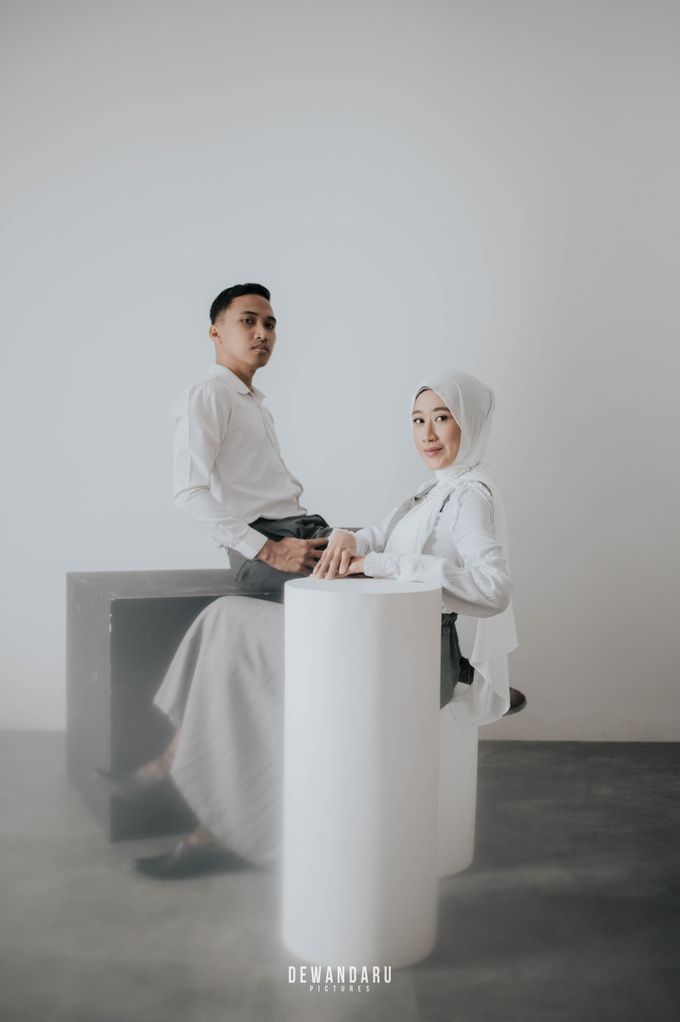 Pre Wedding of Ajeng & Teddy by Dewandaru Pictures - 025