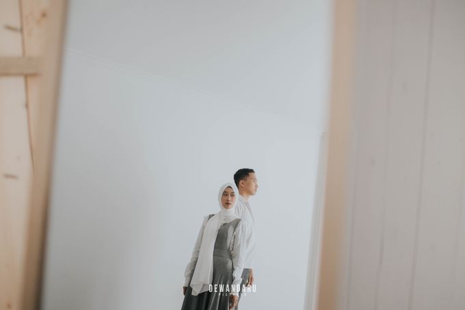 Pre Wedding of Ajeng & Teddy by Dewandaru Pictures - 028 Pre Wedding of Ajeng & Teddy by Dewandaru Pictures - 028
