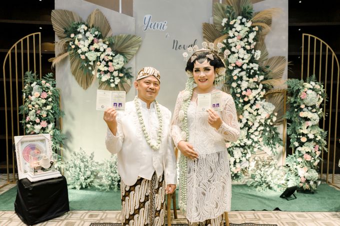 Yuni & Noval by Majestic Photograph - 023