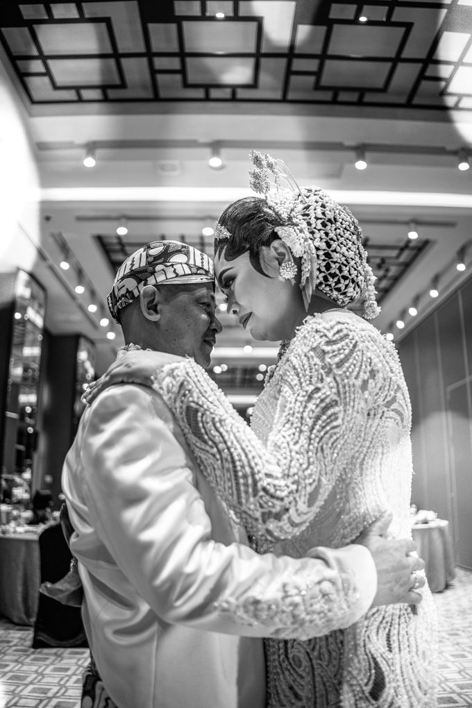 Yuni & Noval by Majestic Photograph - 027