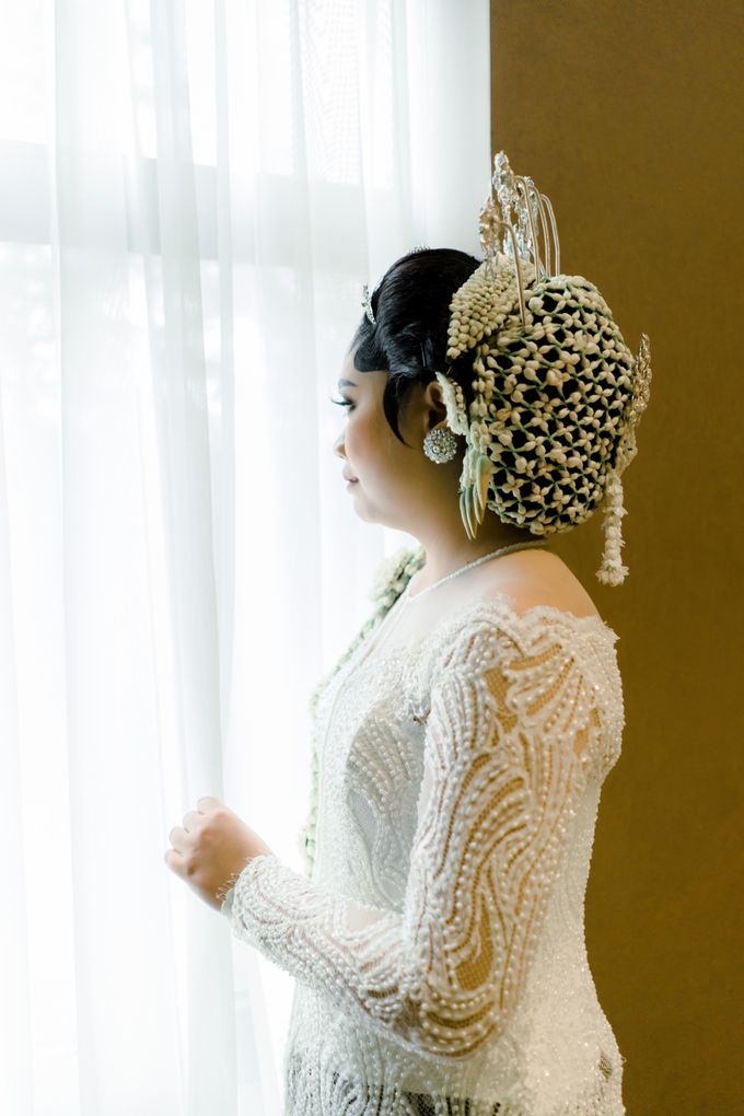 Yuni & Noval by Majestic Photograph - 028 Yuni & Noval by Majestic Photograph - 028