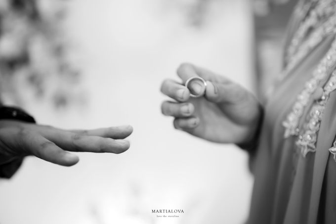 Yayuk & Aldi Engagement Session by martialova photoworks - 012