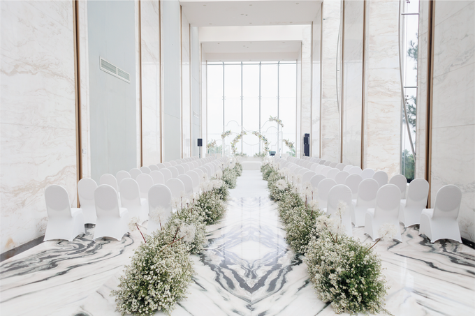 Michael & Melissa Wedding Decoration at Intercontinental Diamond by Everglow Pagar Ayu - 001