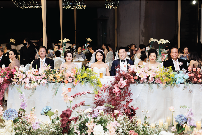 Michael & Melissa Wedding Decoration at Intercontinental Diamond by Everglow Pagar Ayu - 025