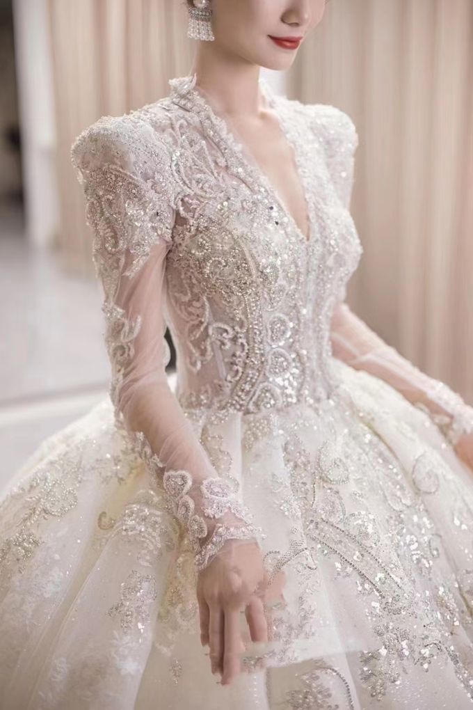 Wedding Dress by Sewa Gaun Pesta - 033 Wedding Dress by Sewa Gaun Pesta - 033