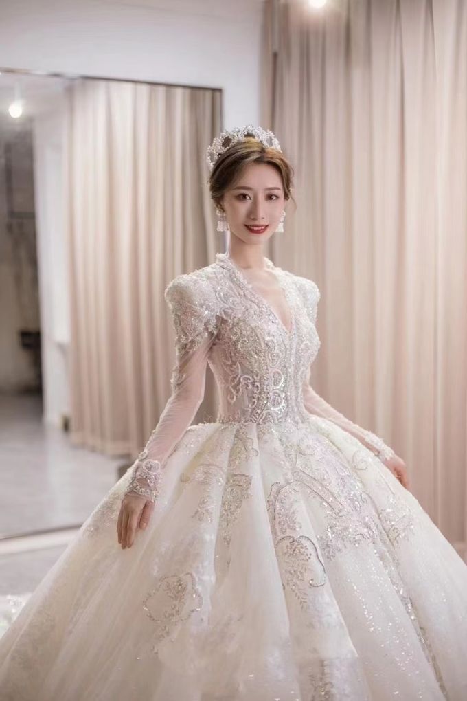 Wedding Dress by Sewa Gaun Pesta - 032 Wedding Dress by Sewa Gaun Pesta - 032