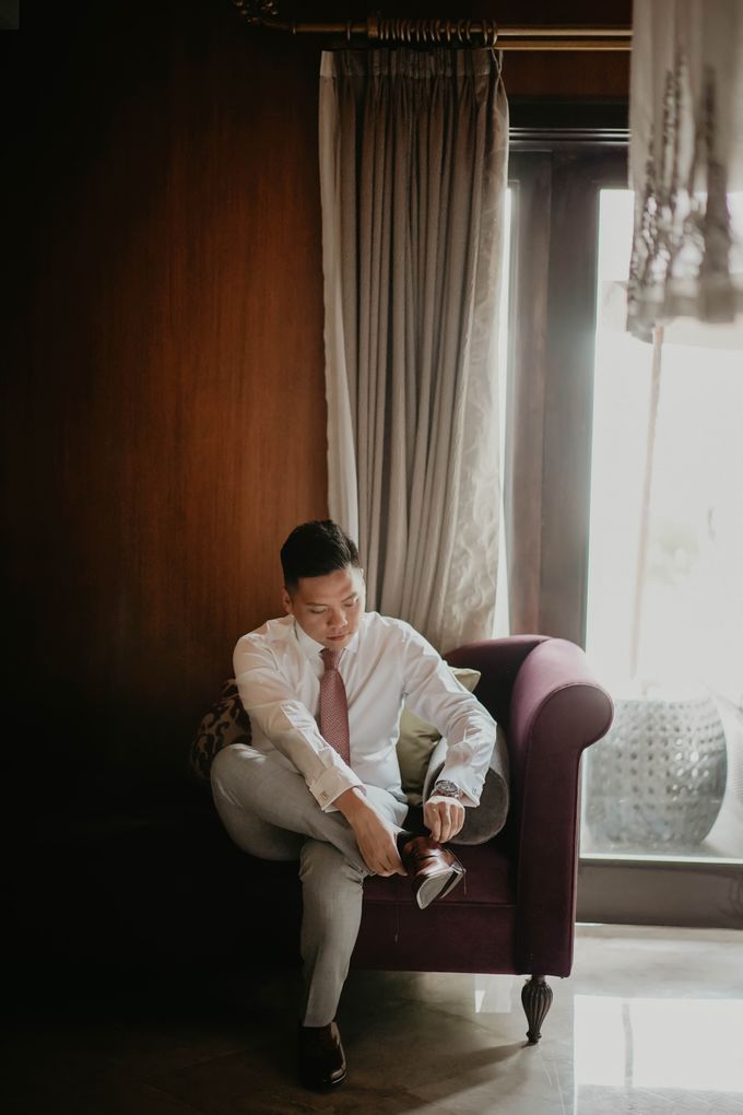 The Wedding of Leslie & Valencia by Lavene Pictures