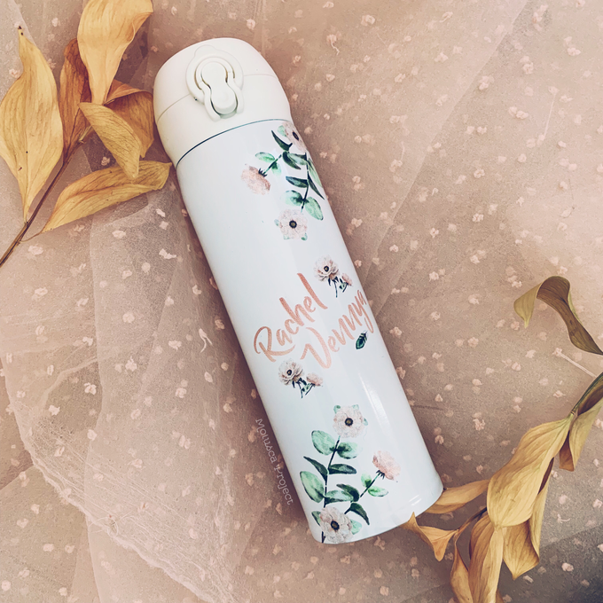Customized Tumbler for Bridesmaid by Molusca Project - 001 Customized Tumbler for Bridesmaid by Molusca Project - 001