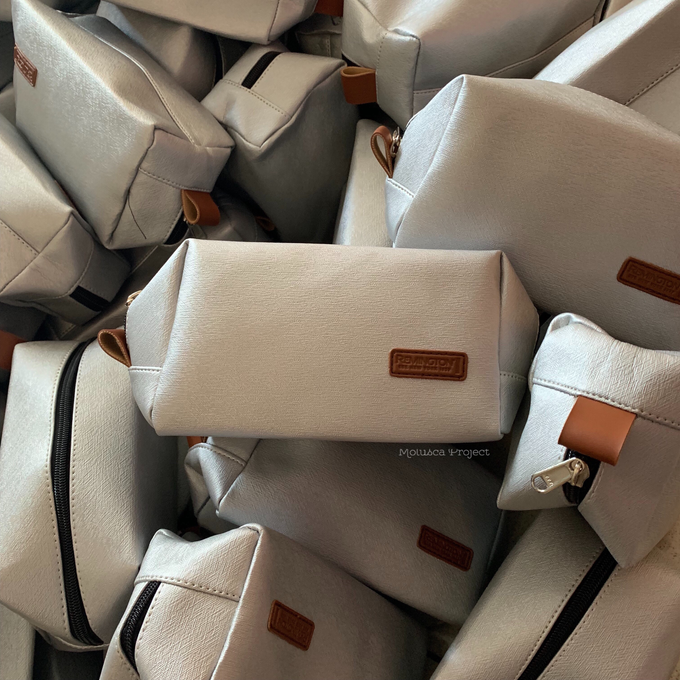 Customized Pouch Souvenir by Molusca Project - 004 Customized Pouch Souvenir by Molusca Project - 004