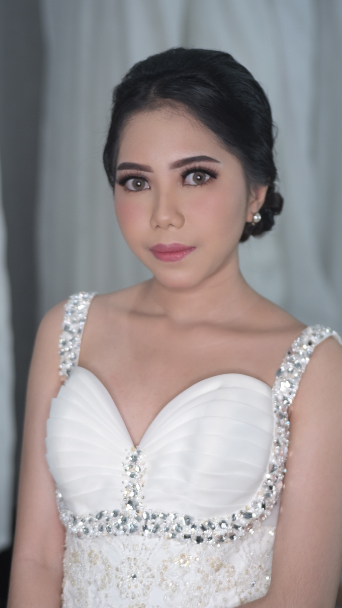 Ms. Eva by MRS Makeup & Bridal - 003