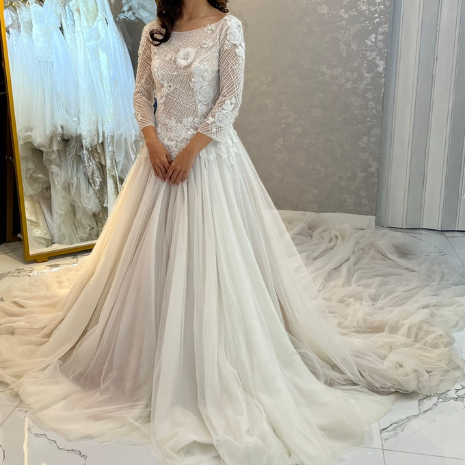 FREE WEDDING GOWN FOR #MRSBRIDE ❤️ by MRS Makeup & Bridal - 023 FREE WEDDING GOWN FOR #MRSBRIDE ❤️ by MRS Makeup & Bridal - 023