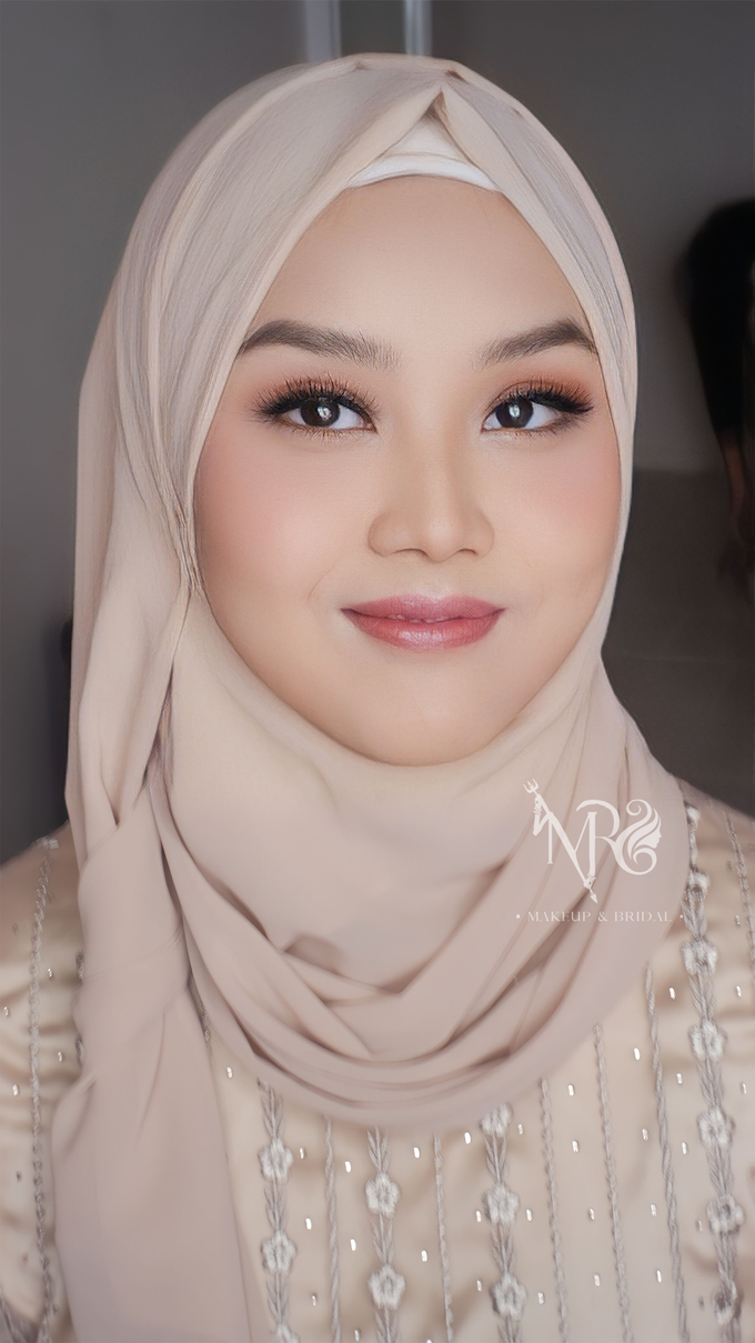 Ms. Alyshaa by MRS Makeup & Bridal - 004
