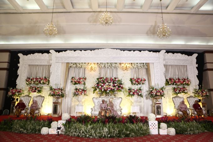 Earliera & Ary Wedding by PUSPITA SAWARGI (wedding and catering service) - 022