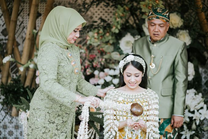 The Java Wedding of Hibiya & Bayu by ThePhotoCap.Inc - 013 The Java Wedding of Hibiya & Bayu by ThePhotoCap.Inc - 013
