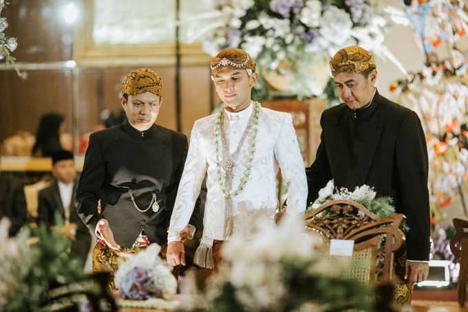 The Java Wedding of Hibiya & Bayu by ThePhotoCap.Inc - 026 The Java Wedding of Hibiya & Bayu by ThePhotoCap.Inc - 026