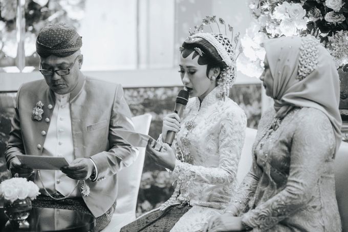 The Java Wedding of Hibiya & Bayu by ThePhotoCap.Inc - 027 The Java Wedding of Hibiya & Bayu by ThePhotoCap.Inc - 027