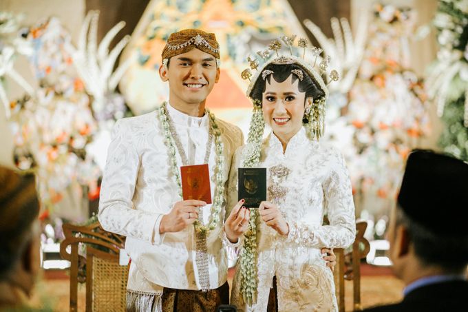 The Java Wedding of Hibiya & Bayu by ThePhotoCap.Inc - 034 The Java Wedding of Hibiya & Bayu by ThePhotoCap.Inc - 034