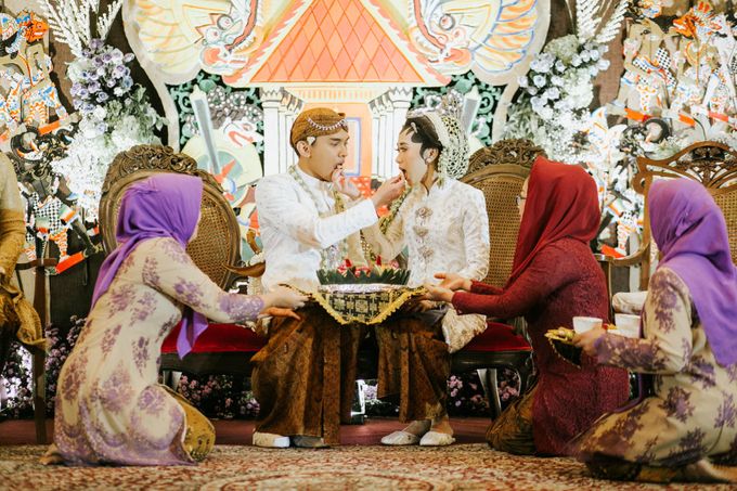 The Java Wedding of Hibiya & Bayu by ThePhotoCap.Inc - 037 The Java Wedding of Hibiya & Bayu by ThePhotoCap.Inc - 037