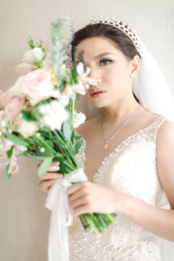 Pinky + Sherly by Ovan Putri Bridal and Makeup - 004