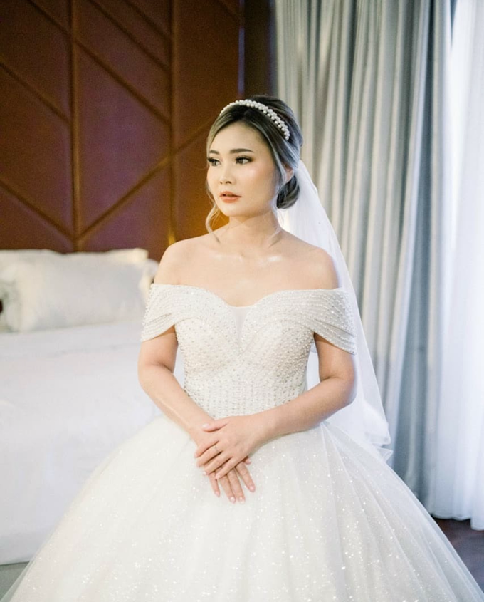 Krisdiana Betty Wedding makeup by Nananeine Makeup artist - 002