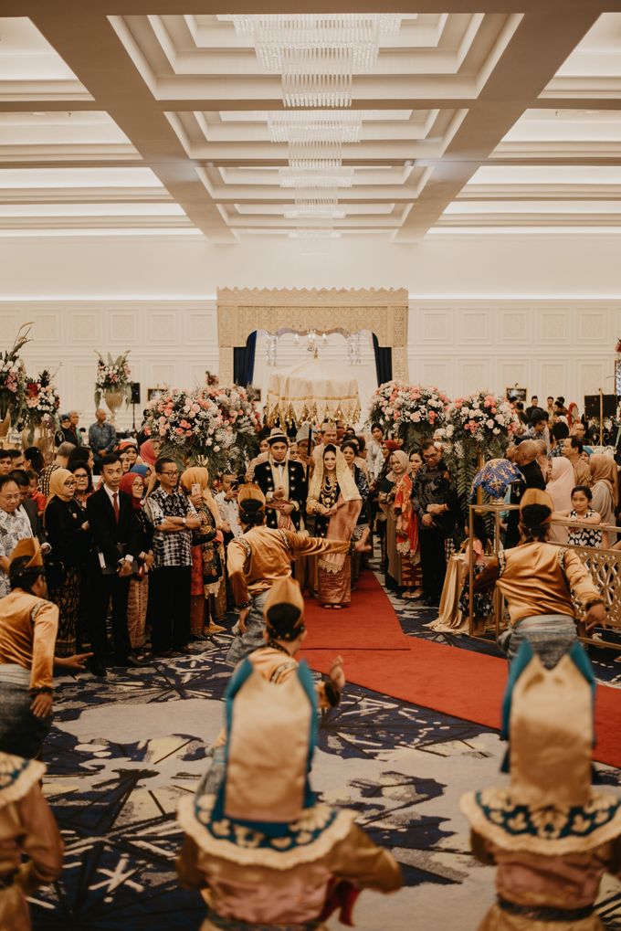 Nasya & Agyl Wedding Photo at Menara Mandiri by IKK Wedding Planner - 002 Nasya & Agyl Wedding Photo at Menara Mandiri by IKK Wedding Planner - 002