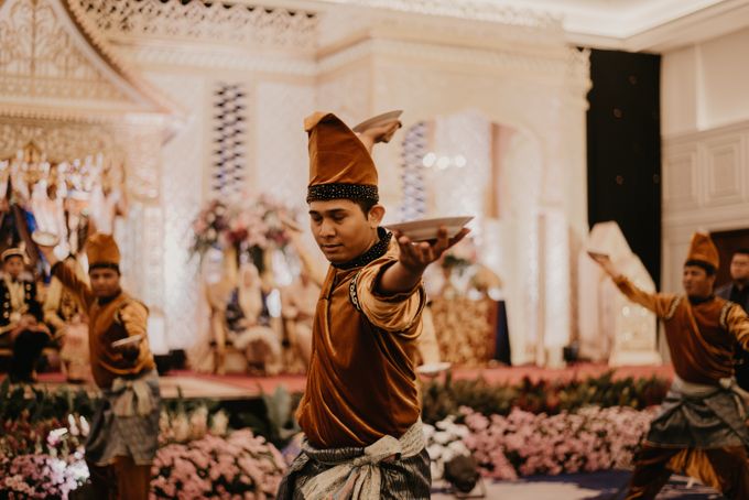 Nasya & Agyl Wedding Photo at Menara Mandiri by IKK Wedding Planner - 004 Nasya & Agyl Wedding Photo at Menara Mandiri by IKK Wedding Planner - 004