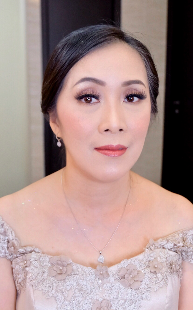 Mom Makeup by Nataliang MUA and Academy - 003 Mom Makeup by Nataliang MUA and Academy - 003