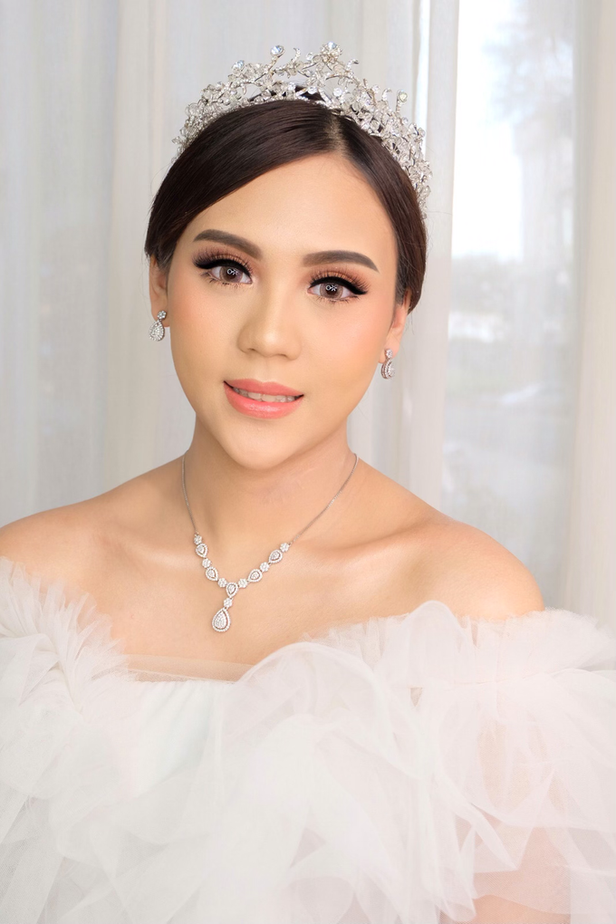 Wedding Makeup for Ms Rose by Nataliang MUA and Academy - 004 Wedding Makeup for Ms Rose by Nataliang MUA and Academy - 004