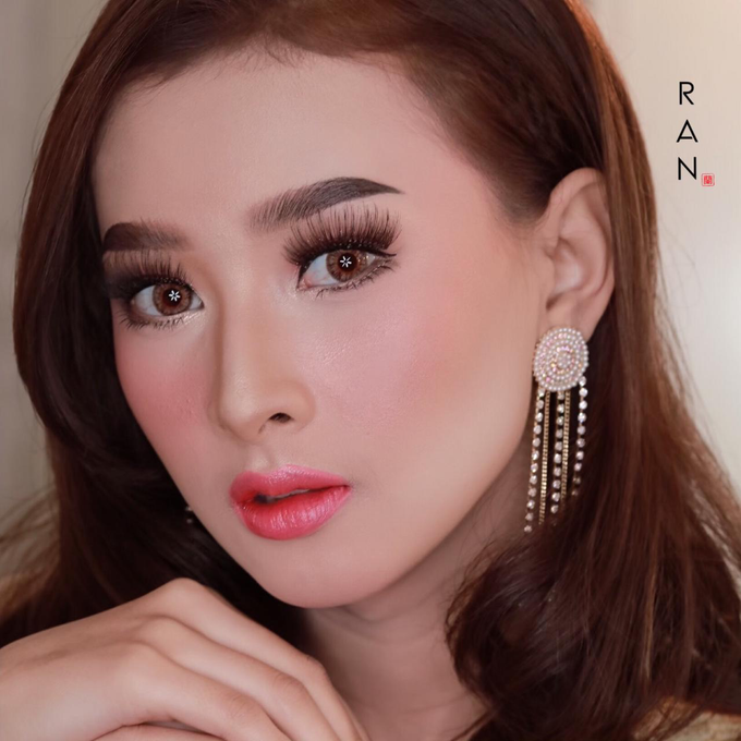 Thai wedding makeup by Natcha Makeup Studio - 001