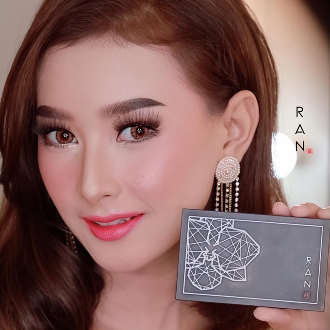 Thai wedding makeup by Natcha Makeup Studio - 002 Thai wedding makeup by Natcha Makeup Studio - 002