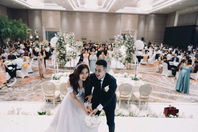 Nathania & Christian Wedding Holy Matrimony & Reception at Harris Hotel & Convention Cibinong City Mall Bogor Part 6 by AKSA Creative - 003 Nathania & Christian Wedding Holy Matrimony & Reception at Harris Hotel & Convention Cibinong City Mall Bogor Part 6 by AKSA Creative - 003