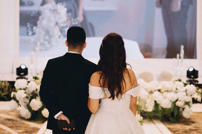 Nathania & Christian Wedding Holy Matrimony & Reception at Harris Hotel & Convention Cibinong City Mall Bogor Part 6 by AKSA Creative - 013 Nathania & Christian Wedding Holy Matrimony & Reception at Harris Hotel & Convention Cibinong City Mall Bogor Part 6 by AKSA Creative - 013