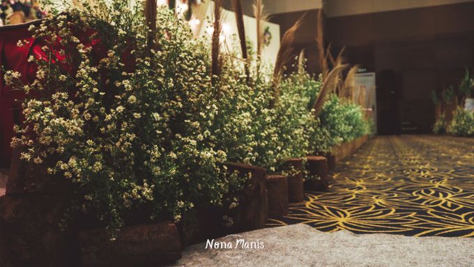Neriss & Bintang Wedding Decoration by Nona Manis Creative Planner - 005 Neriss & Bintang Wedding Decoration by Nona Manis Creative Planner - 005