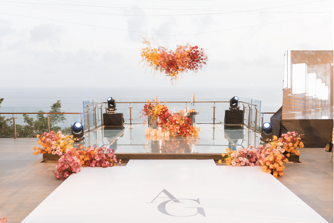 Andree & Nia Ghania Wedding Decoration at Tirtha Uluwatu Bali by Vi Organizer - 015 Andree & Nia Ghania Wedding Decoration at Tirtha Uluwatu Bali by Vi Organizer - 015