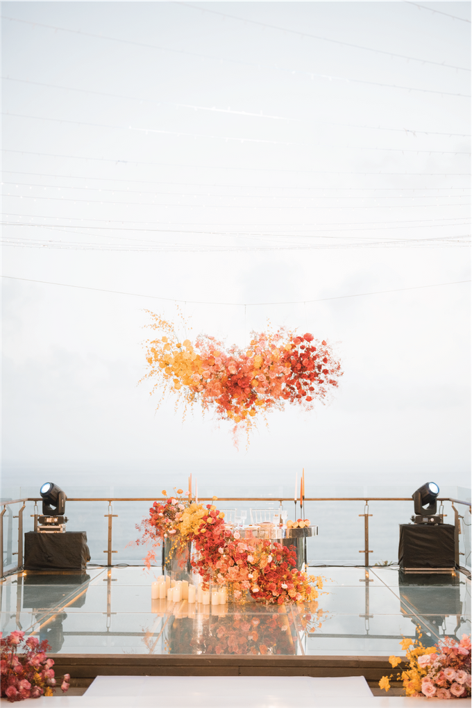 Andree & Nia Ghania Wedding Decoration at Tirtha Uluwatu Bali by Vi Organizer - 017 Andree & Nia Ghania Wedding Decoration at Tirtha Uluwatu Bali by Vi Organizer - 017
