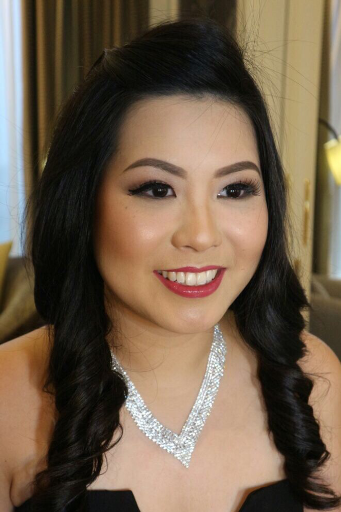 Fresh and Pretty Makeup for Ms. Debbie by Nike Makeup & Hairdo - 004 Fresh and Pretty Makeup for Ms. Debbie by Nike Makeup & Hairdo - 004