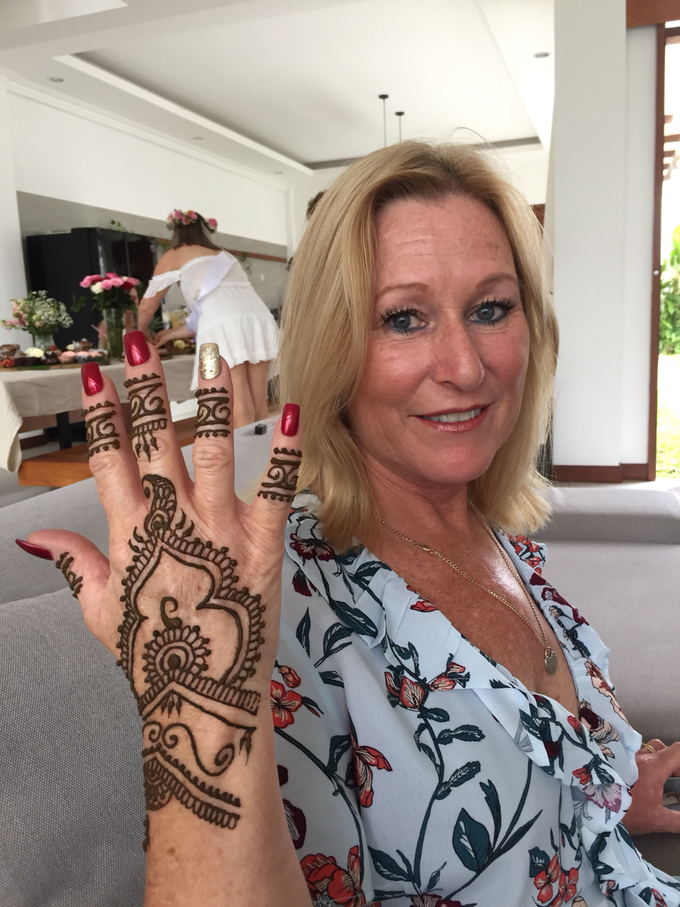 Henna session for Bridal Shower by Nirvana Henna by Shinta - 003 Henna session for Bridal Shower by Nirvana Henna by Shinta - 003