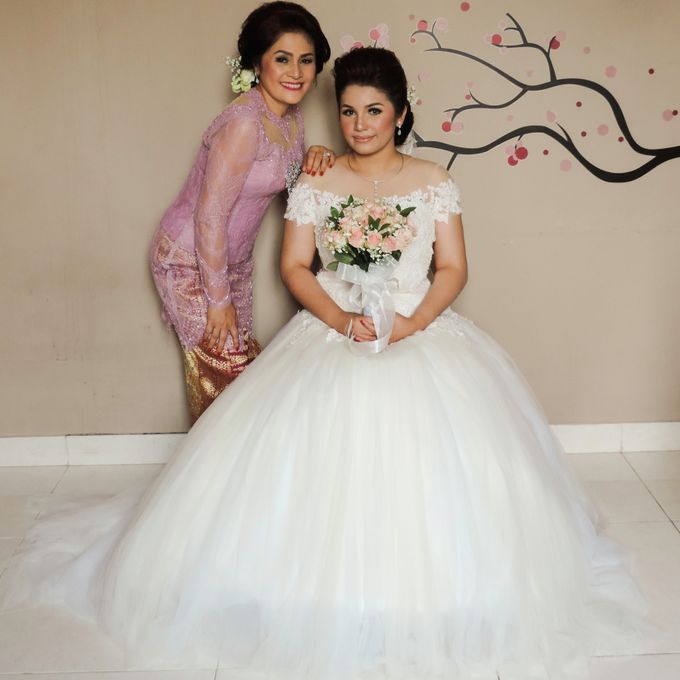 wedding gown Novita Kristin by Stephanie Amanda Couture - 009 wedding gown Novita Kristin by Stephanie Amanda Couture - 009