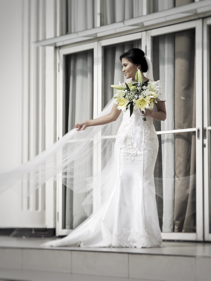 Timeless beauty by NUENCE - 003 Timeless beauty by NUENCE - 003